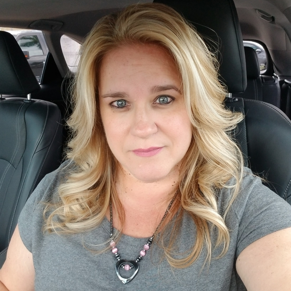Meet your Posher, Jennifer